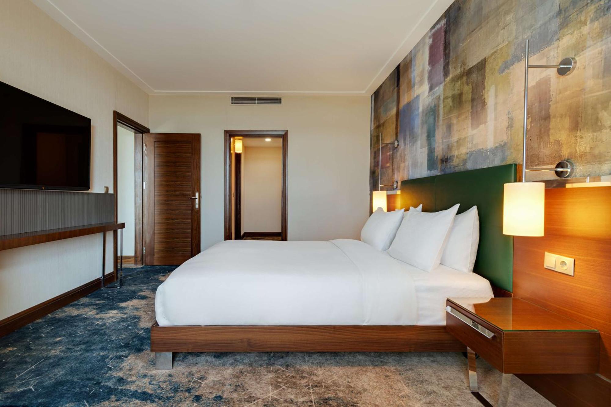 Doubletree By Hilton Van Εξωτερικό φωτογραφία