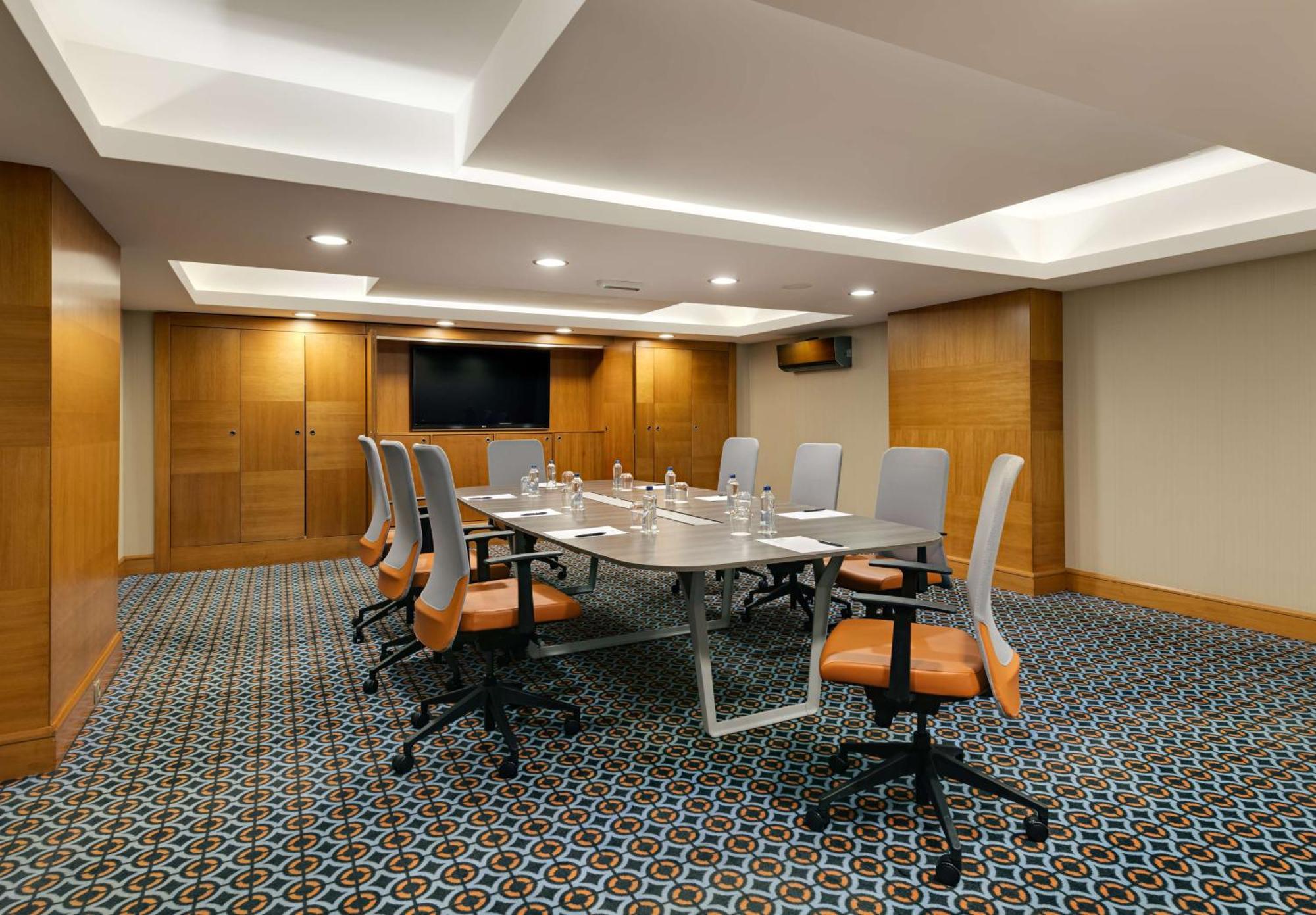 Doubletree By Hilton Van Εξωτερικό φωτογραφία
