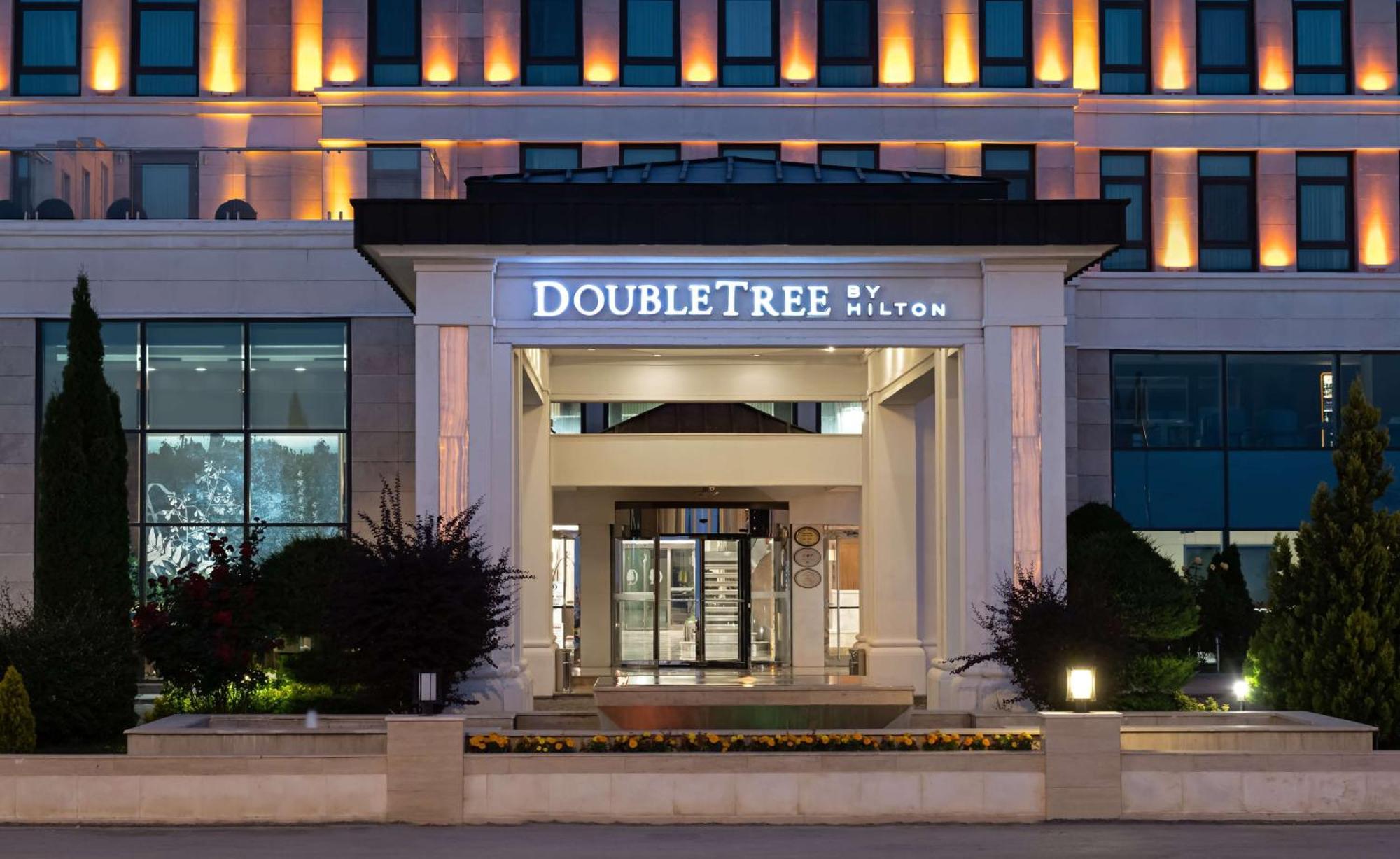 Doubletree By Hilton Van Εξωτερικό φωτογραφία