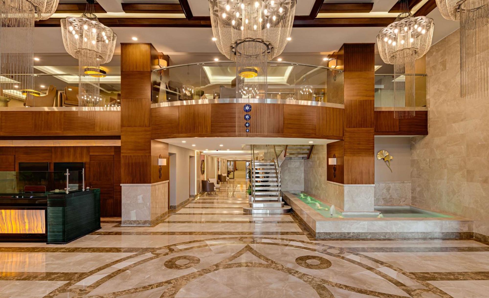 Doubletree By Hilton Van Εξωτερικό φωτογραφία
